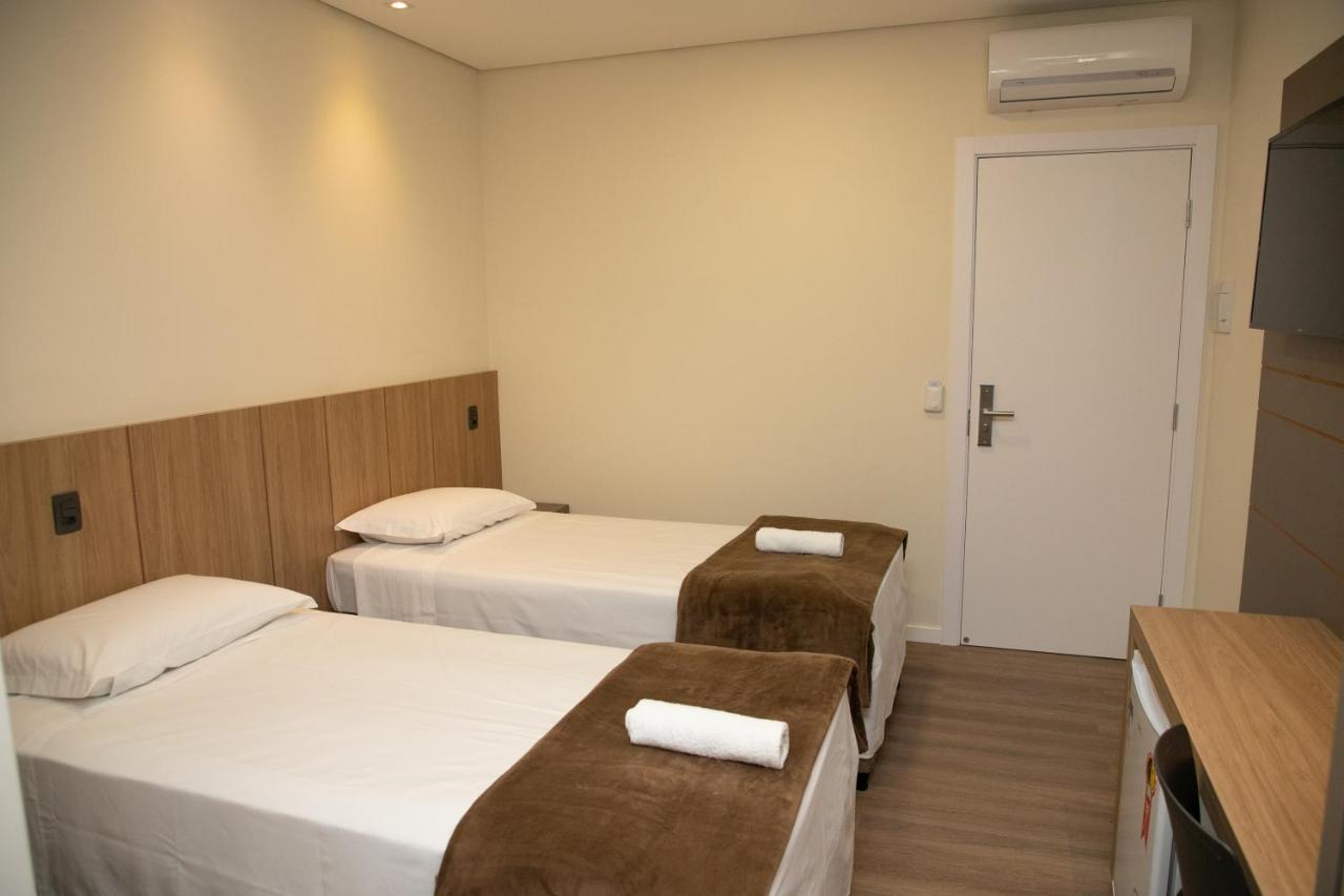 Hotel Zunino Пальоса Екстер'єр фото