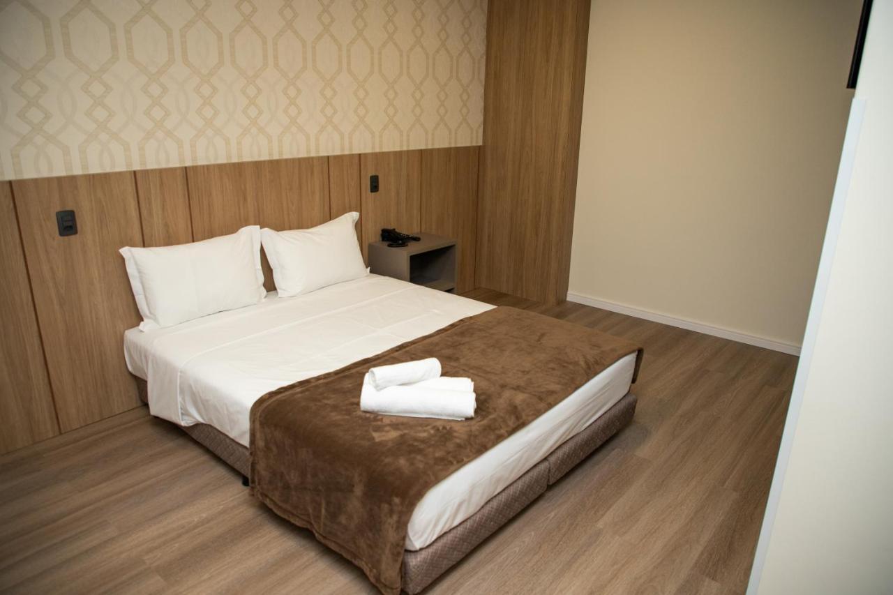 Hotel Zunino Пальоса Екстер'єр фото